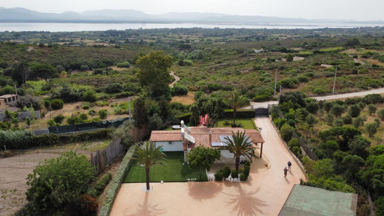 Casa Vacanze SantʼAntìoco Exterior foto