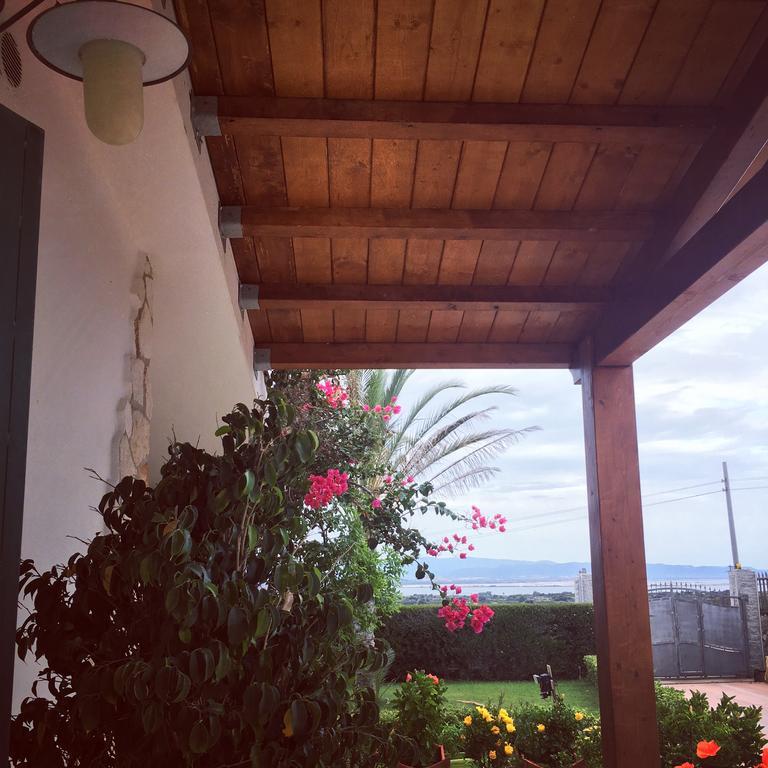 Casa Vacanze SantʼAntìoco Exterior foto