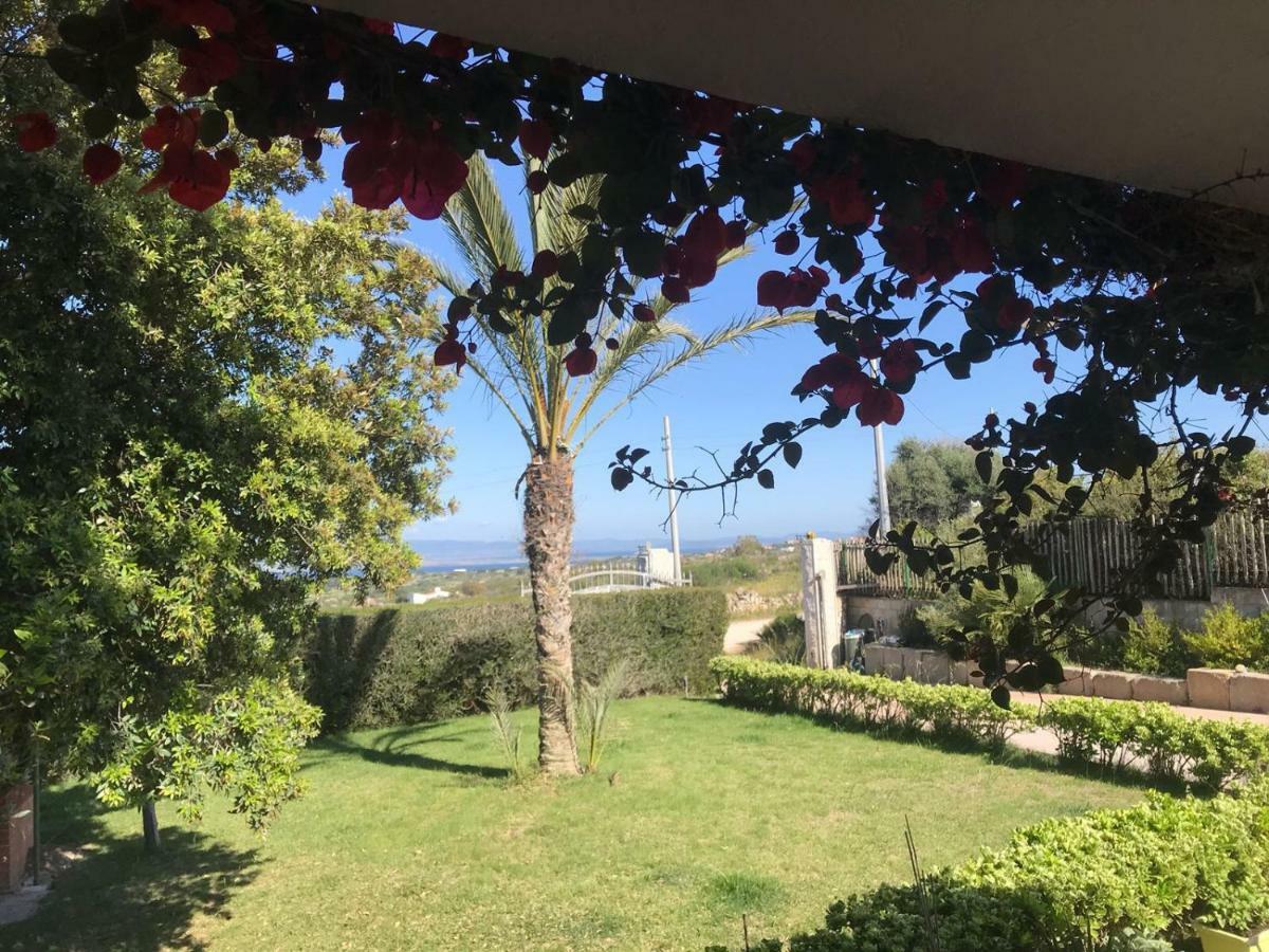 Casa Vacanze SantʼAntìoco Exterior foto