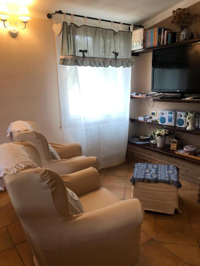 Casa Vacanze SantʼAntìoco Exterior foto